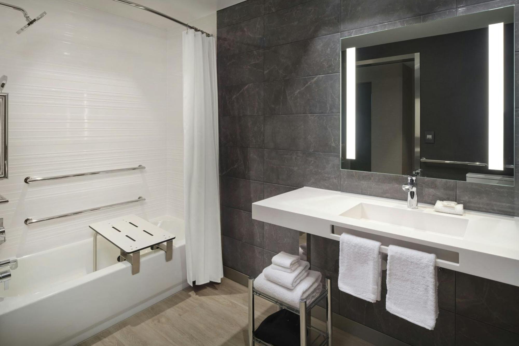 Ac Hotel By Marriott Seattle Downtown Экстерьер фото